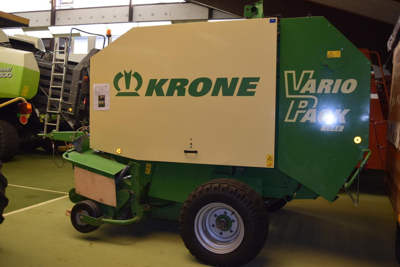 Krone Vario Pack 1500 - مكنة: صورة 2 Krone Vario Pack 1500 - مكنة: صورة 2