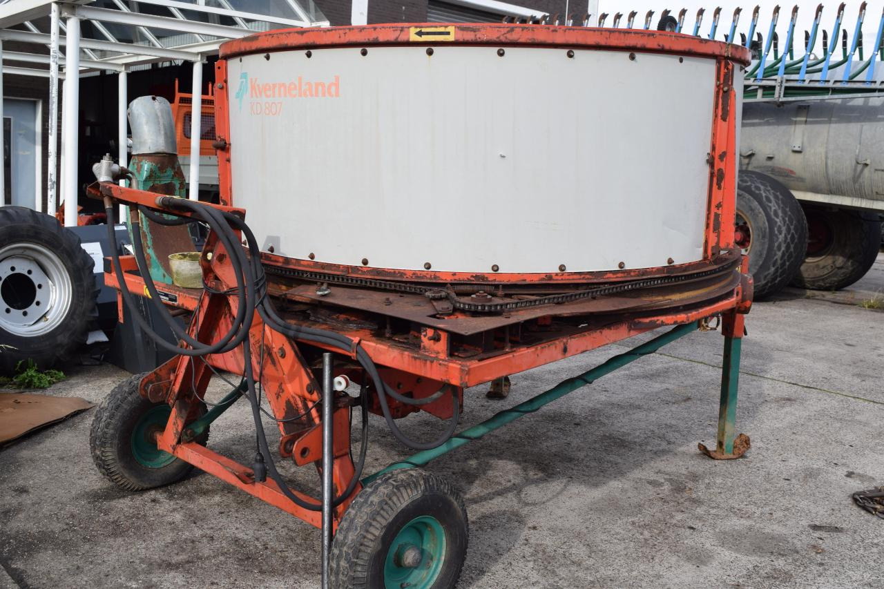 Kverneland KD 807 *Ballenauflöser* - معدات السيلاج: صورة 1 Kverneland KD 807 *Ballenauflöser* - معدات السيلاج: صورة 1
