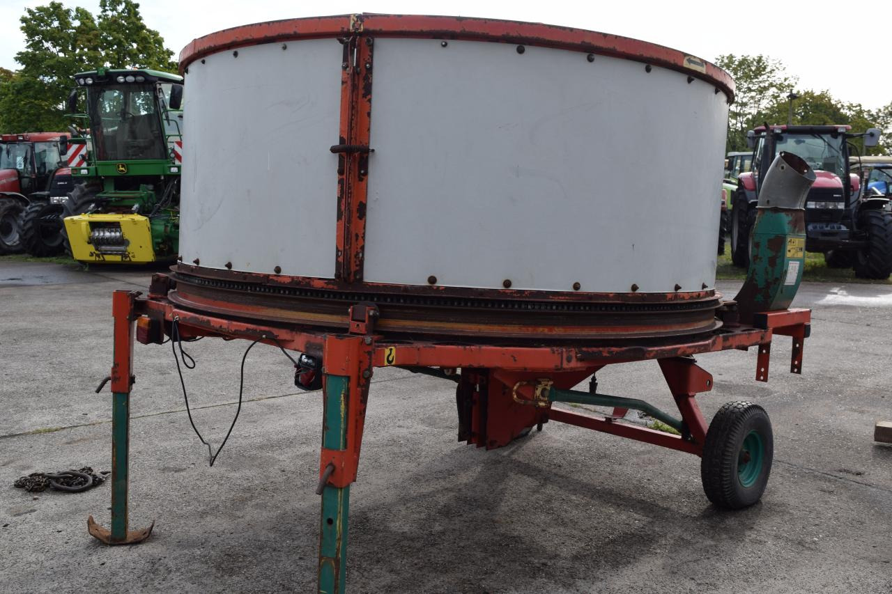 Kverneland KD 807 *Ballenauflöser* - معدات السيلاج: صورة 5 Kverneland KD 807 *Ballenauflöser* - معدات السيلاج: صورة 5