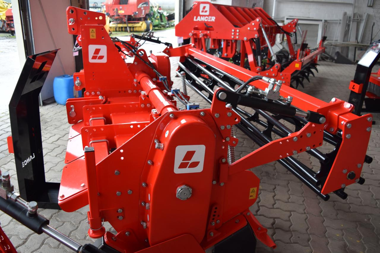 Lancer Maximo Bold 300 - آلة حراثة الحدائق: صورة 3 Lancer Maximo Bold 300 - آلة حراثة الحدائق: صورة 3