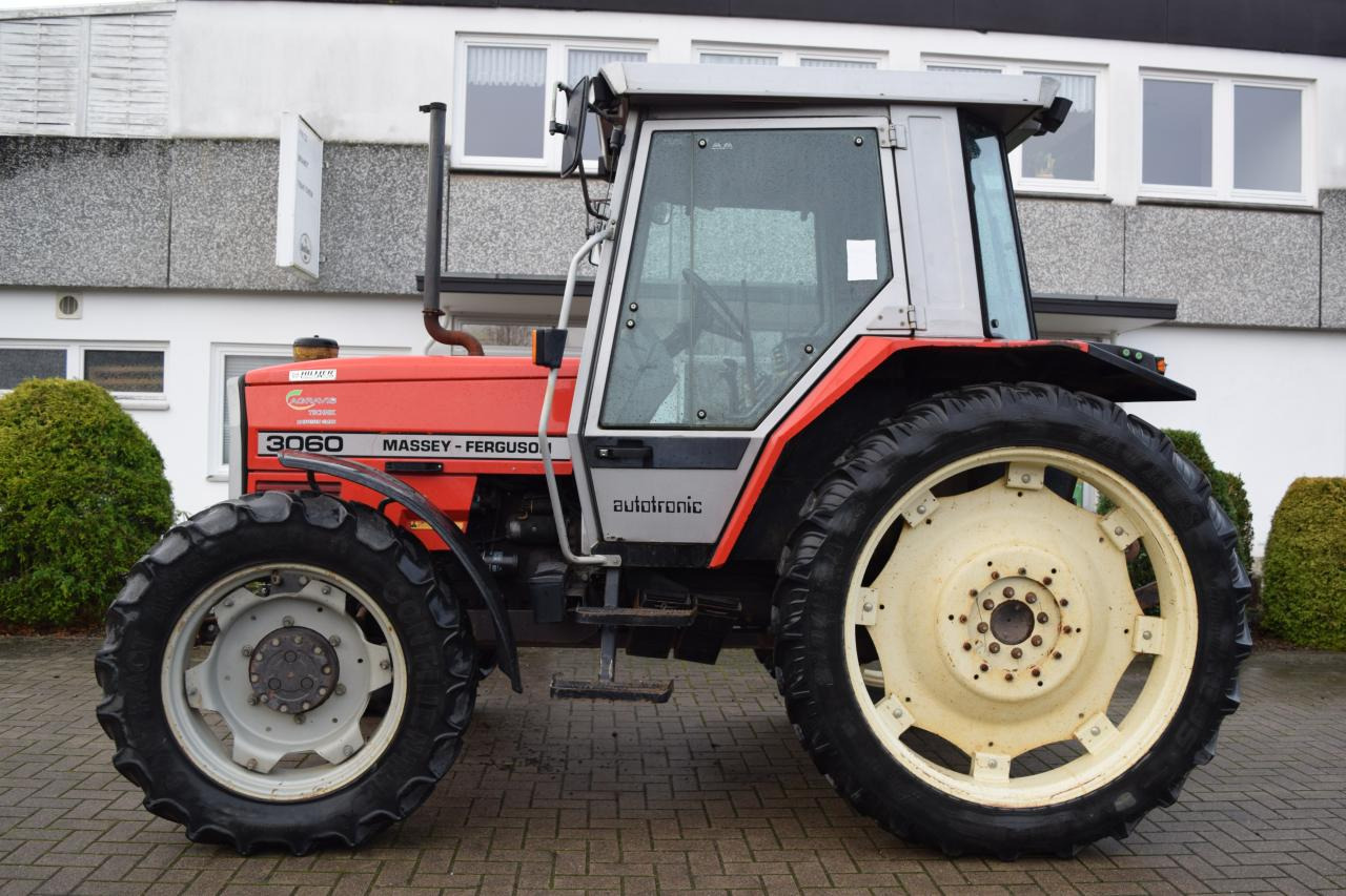 Massey Ferguson MF 3060 - جرار: صورة 2 Massey Ferguson MF 3060 - جرار: صورة 2