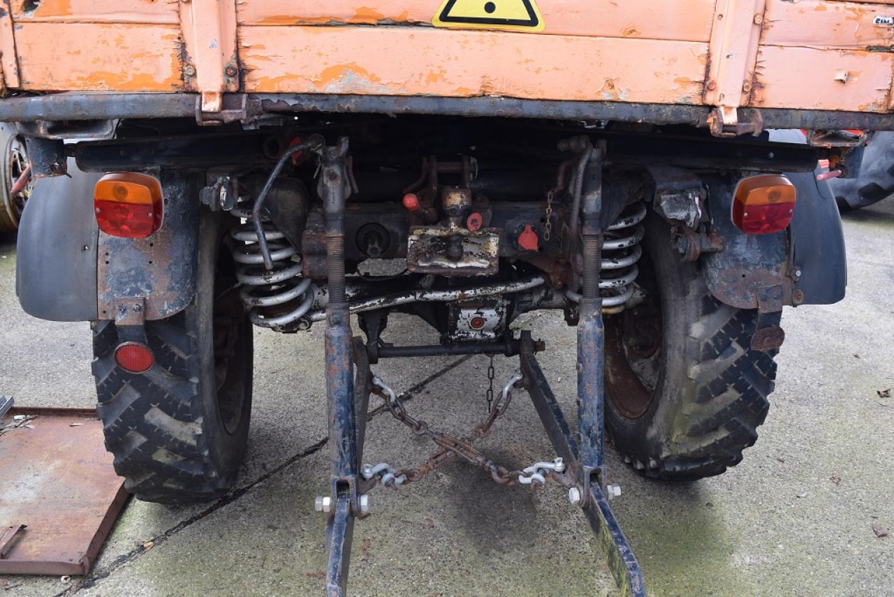 Mercedes-Benz Unimog U421 - آلية المنفعة/ مركبة خاصة: صورة 3 Mercedes-Benz Unimog U421 - آلية المنفعة/ مركبة خاصة: صورة 3