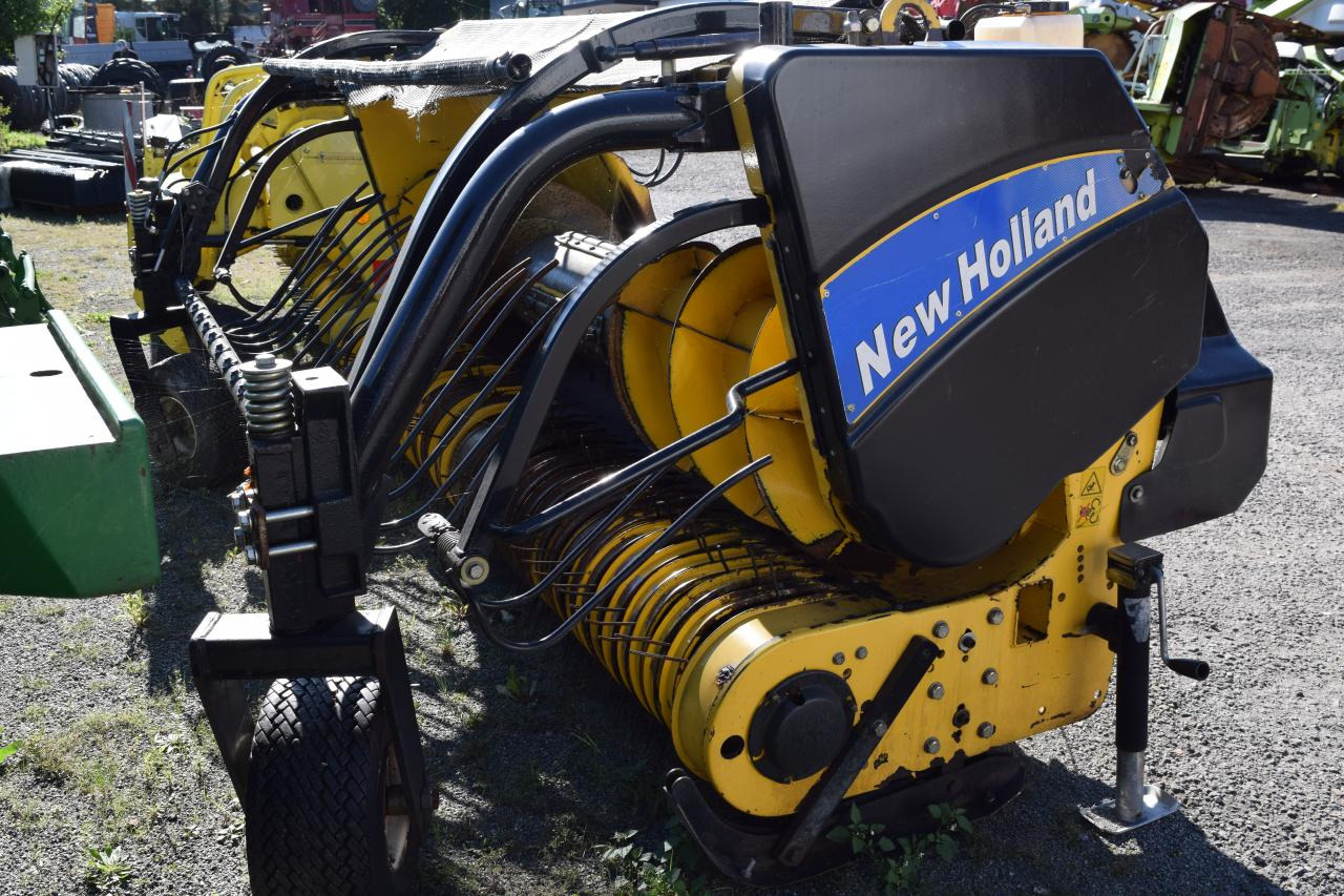 New Holland 273 *Pick Up* - ملحق حصادة أعلاف: صورة 3 New Holland 273 *Pick Up* - ملحق حصادة أعلاف: صورة 3