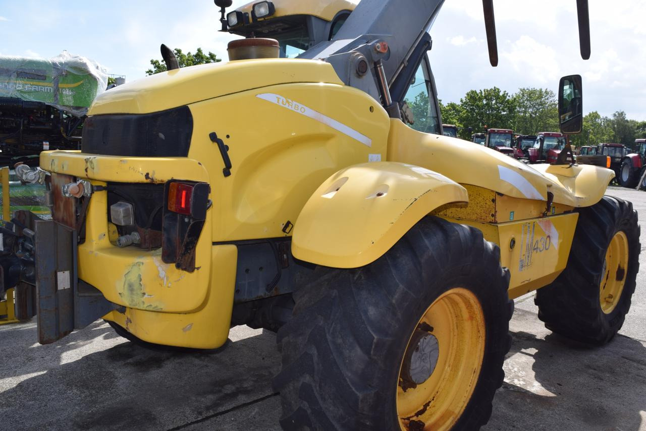 New Holland LM 430 - رافعة تلسكوبية: صورة 3 New Holland LM 430 - رافعة تلسكوبية: صورة 3