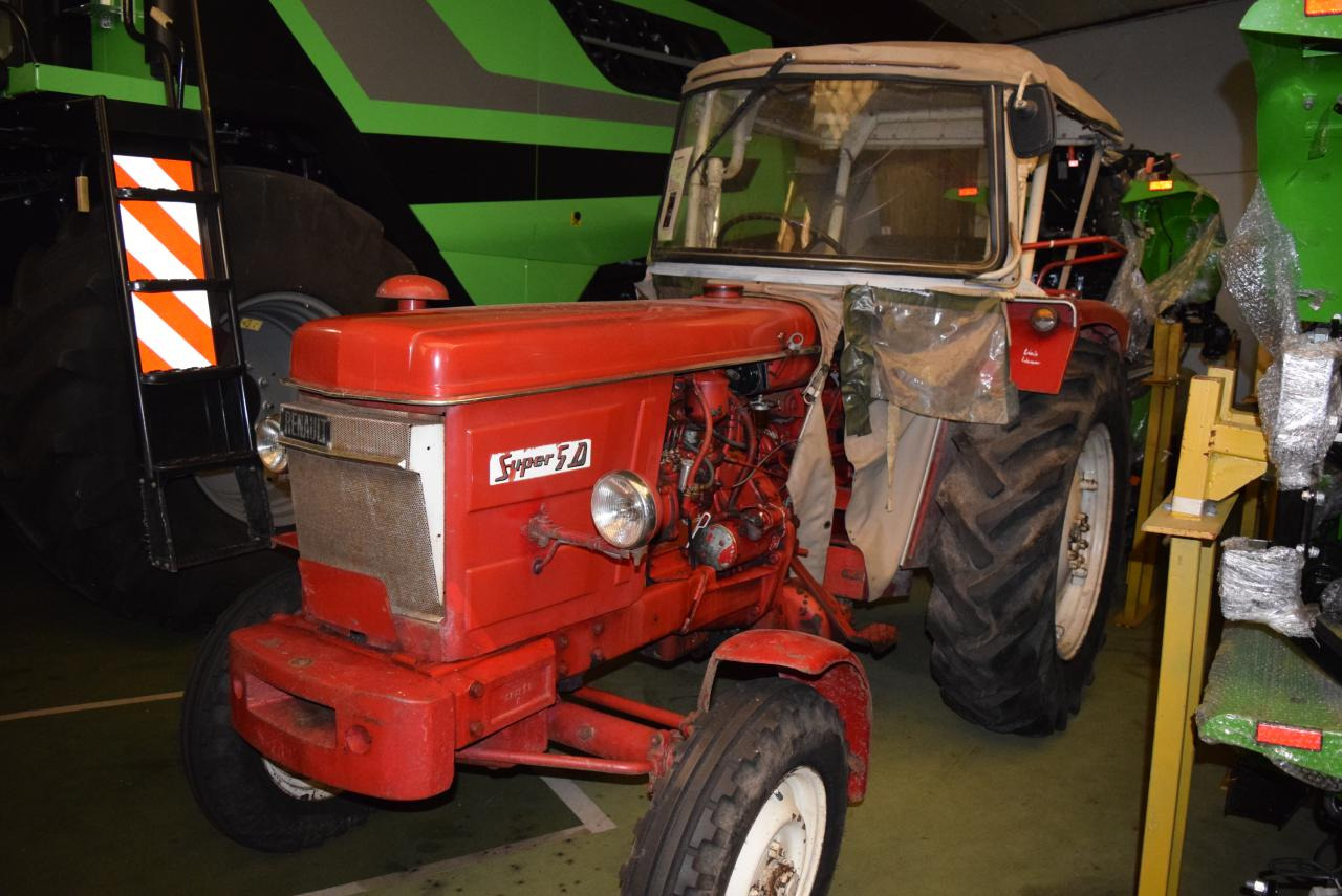 Renault Super 5D - جرار: صورة 1 Renault Super 5D - جرار: صورة 1