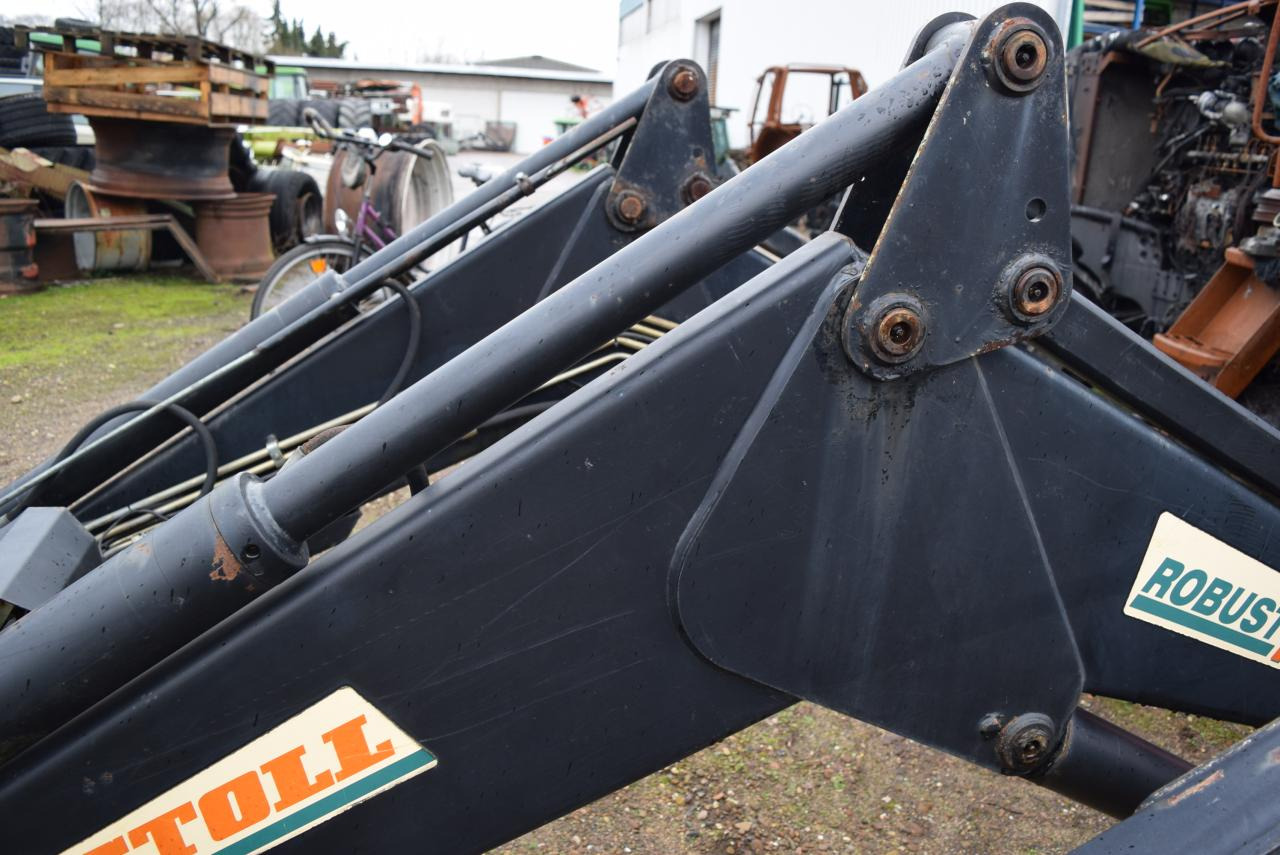 Stoll Robust F71 - رافعة أمامية للجرار: صورة 5 Stoll Robust F71 - رافعة أمامية للجرار: صورة 5