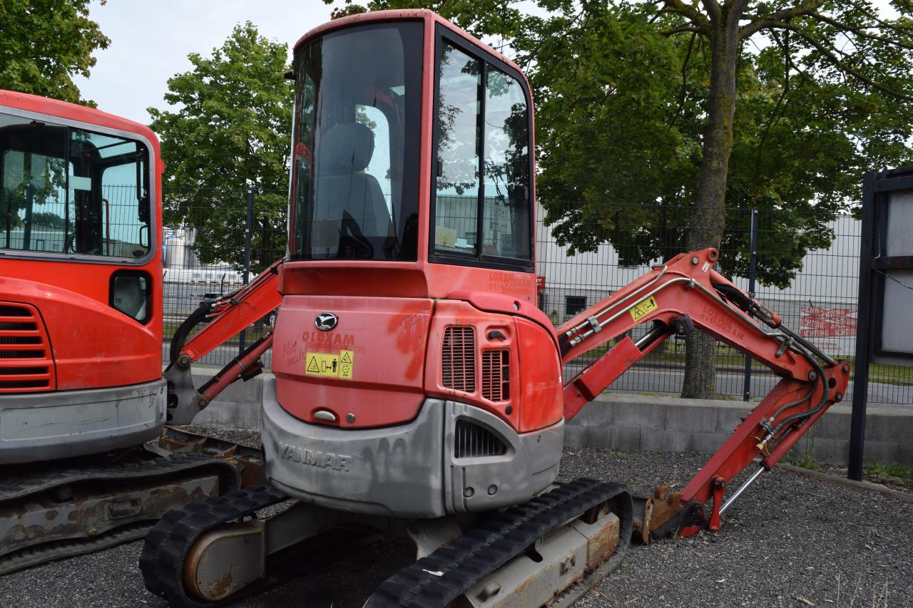 Yanmar VIO 25 - 4 - حفارة مُصَّغرة: صورة 3 Yanmar VIO 25 - 4 - حفارة مُصَّغرة: صورة 3