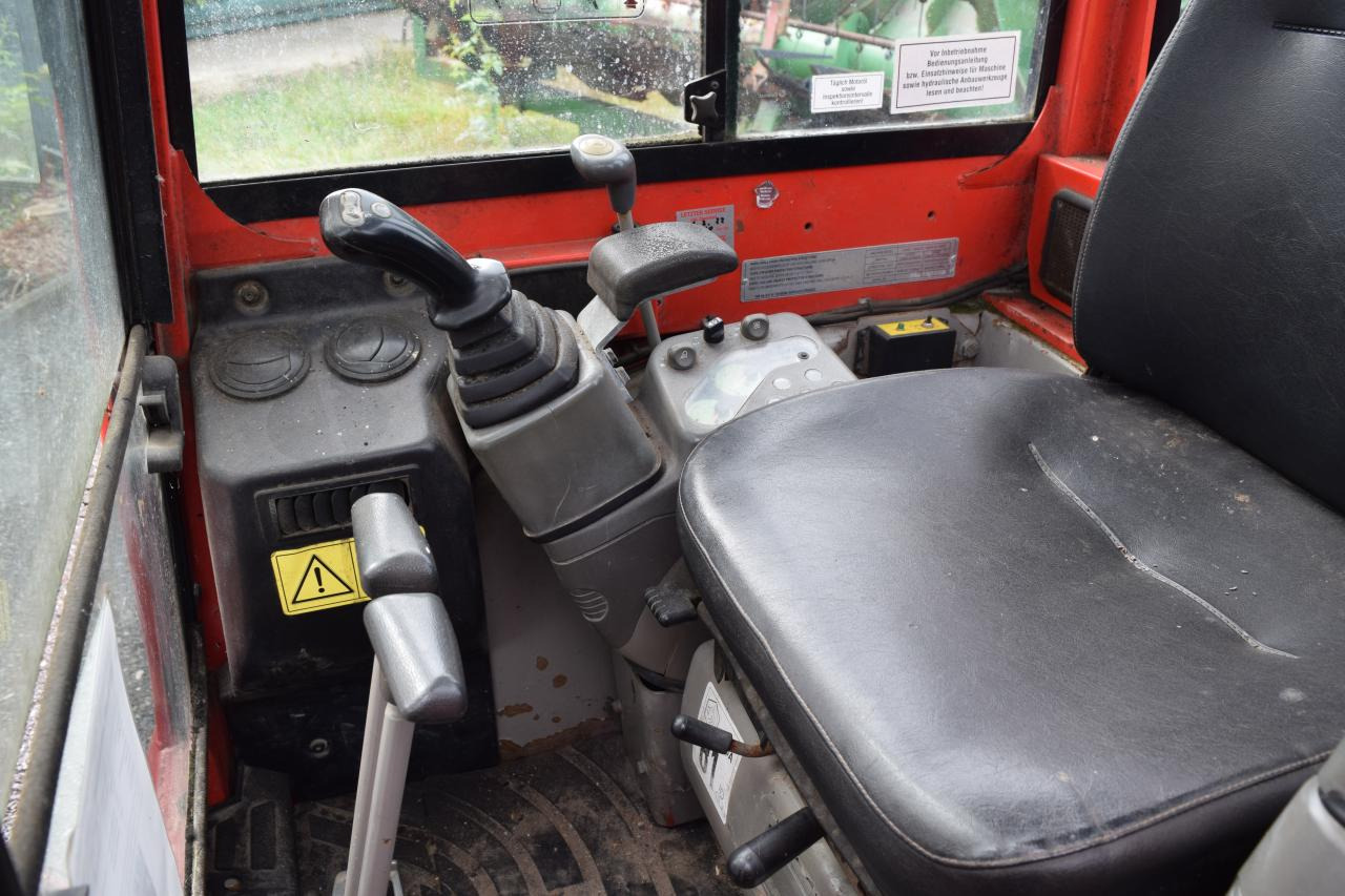 Yanmar VIO 25 - 4 - حفارة مُصَّغرة: صورة 5 Yanmar VIO 25 - 4 - حفارة مُصَّغرة: صورة 5