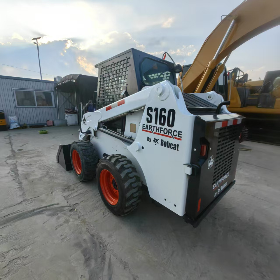 BOBCAT S160 - شيول صغير: صورة 2 BOBCAT S160 - شيول صغير: صورة 2