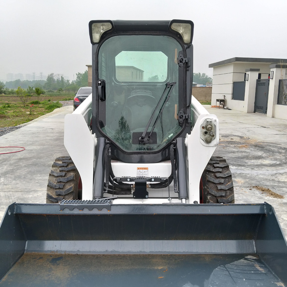 BOBCAT S550 - شيول صغير: صورة 4 BOBCAT S550 - شيول صغير: صورة 4