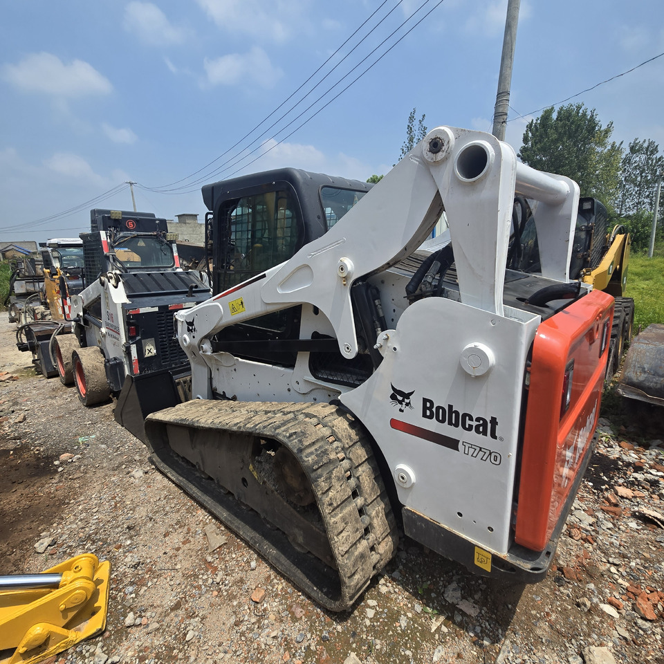 BOBCAT T770 - شيول صغير: صورة 1 BOBCAT T770 - شيول صغير: صورة 1