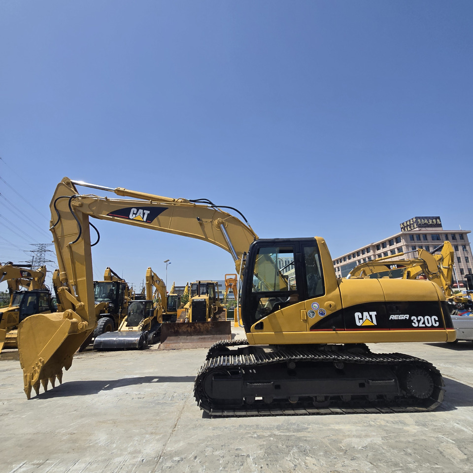 CAT 320C - حفار زحاف: صورة 1 CAT 320C - حفار زحاف: صورة 1