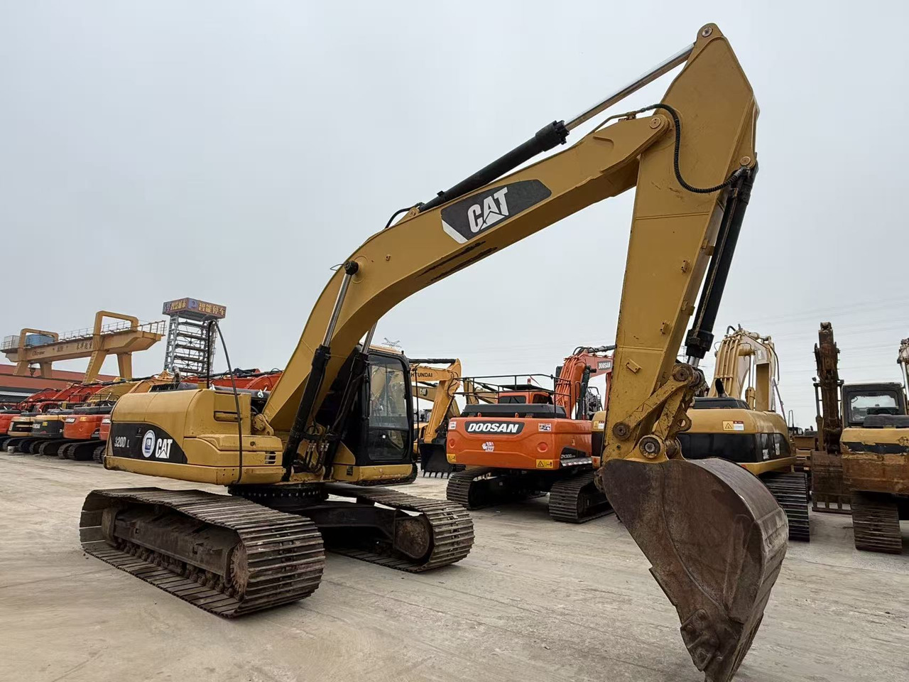 CAT 320D - حفار زحاف: صورة 5 CAT 320D - حفار زحاف: صورة 5