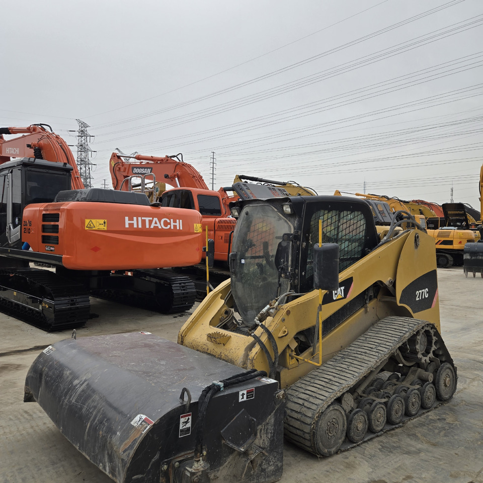 CATERPILLAR 277C - شيول صغير: صورة 4 CATERPILLAR 277C - شيول صغير: صورة 4