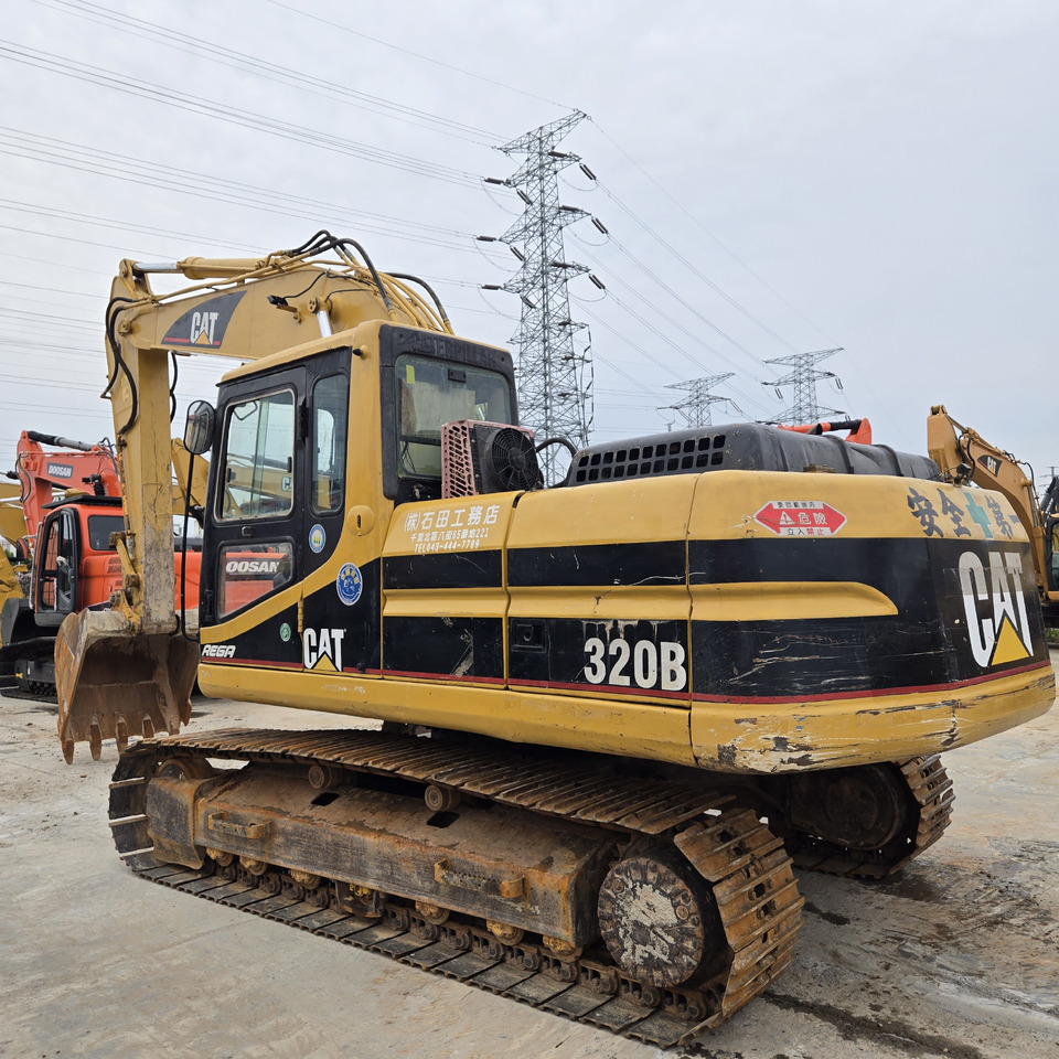 CATERPILLAR 320B - حفار زحاف: صورة 2 CATERPILLAR 320B - حفار زحاف: صورة 2