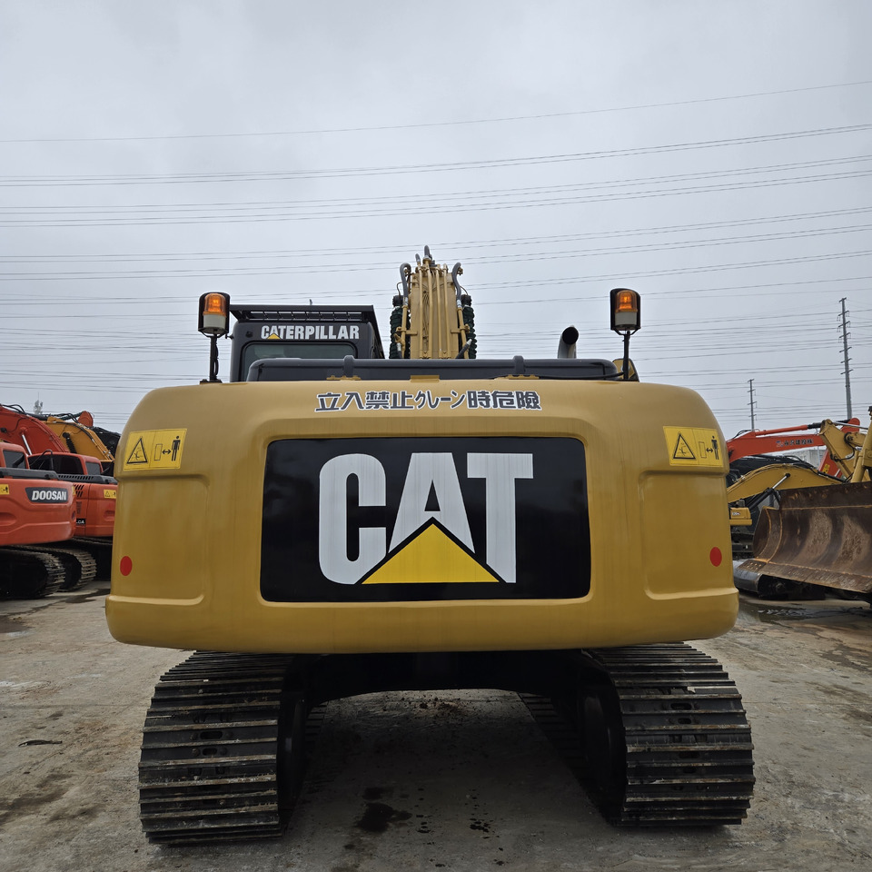 CATERPILLAR 320D - حفار زحاف: صورة 3 CATERPILLAR 320D - حفار زحاف: صورة 3