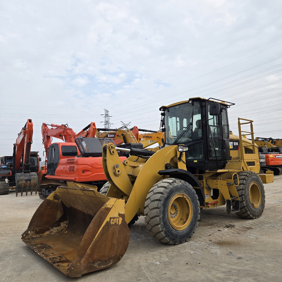 CATERPILLAR 924K - حفارة دولاب: صورة 2 CATERPILLAR 924K - حفارة دولاب: صورة 2