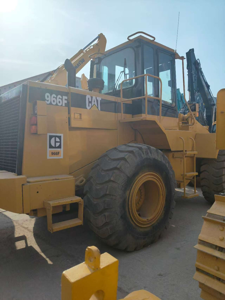 CATERPILLAR 966F - اللودر بعجل: صورة 2 CATERPILLAR 966F - اللودر بعجل: صورة 2