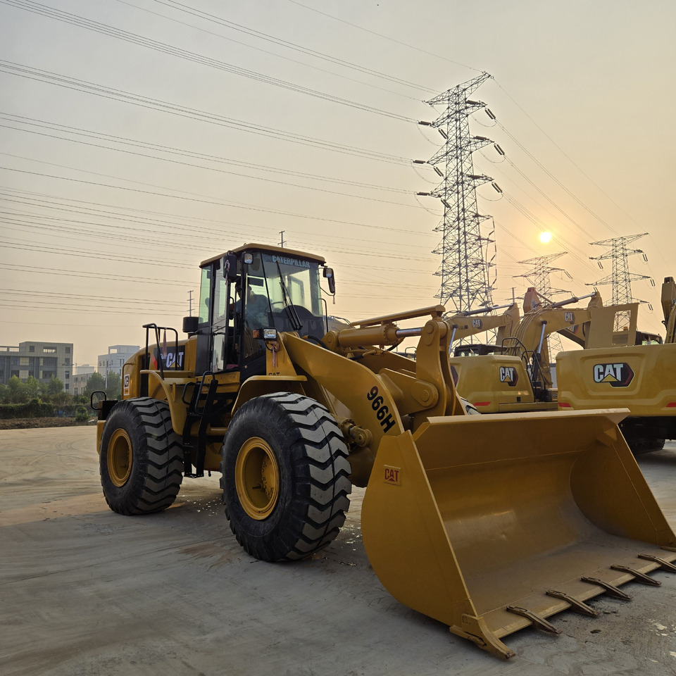 CATERPILLAR 966H - اللودر بعجل: صورة 1 CATERPILLAR 966H - اللودر بعجل: صورة 1