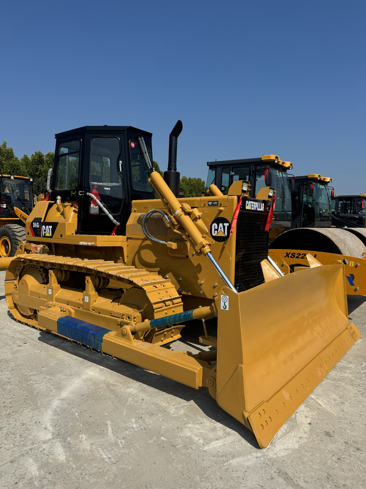 CATERPILLAR D6G - جرافة: صورة 1 CATERPILLAR D6G - جرافة: صورة 1