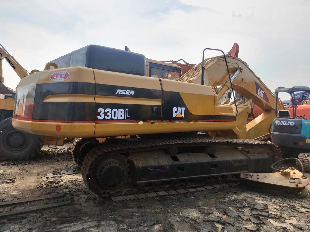 Caterpillar 330BL - حفار زحاف: صورة 3 Caterpillar 330BL - حفار زحاف: صورة 3