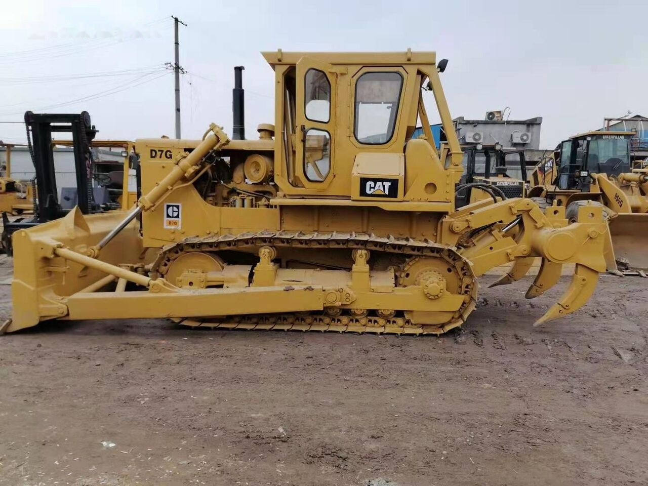 Caterpillar D7G - جرافة: صورة 1 Caterpillar D7G - جرافة: صورة 1