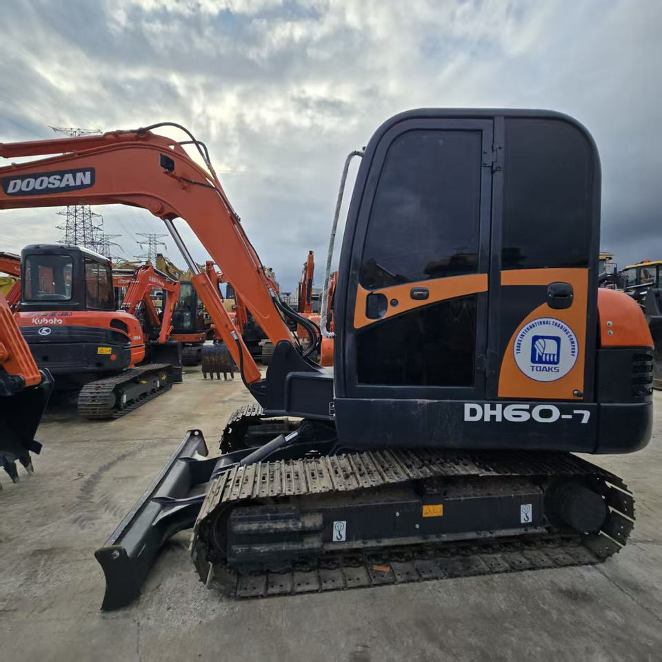 DOOSAN DH60-7 - حفارة مُصَّغرة: صورة 5 DOOSAN DH60-7 - حفارة مُصَّغرة: صورة 5