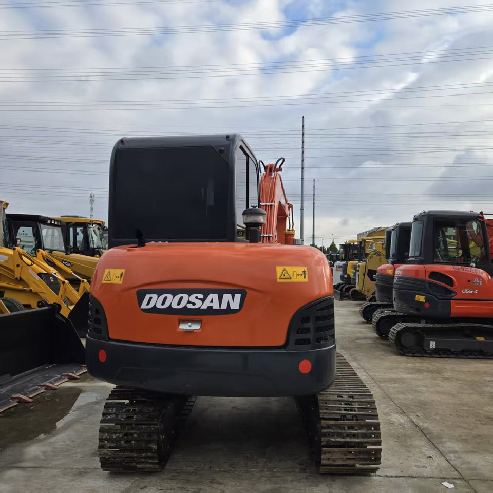 DOOSAN DH60-7 - حفارة مُصَّغرة: صورة 3 DOOSAN DH60-7 - حفارة مُصَّغرة: صورة 3