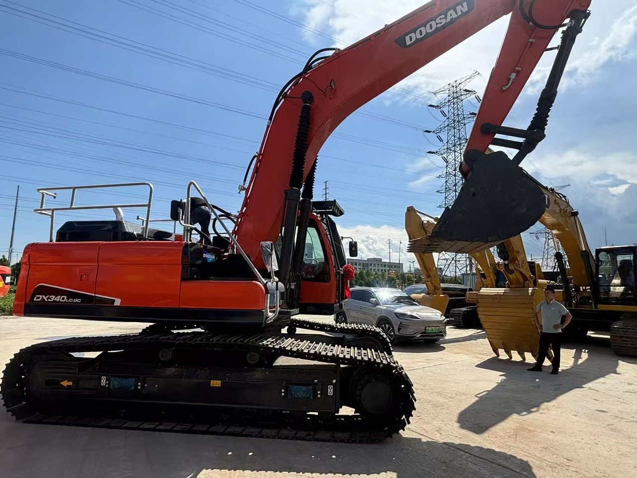 DOOSAN DX340LC-9C - حفار زحاف: صورة 3 DOOSAN DX340LC-9C - حفار زحاف: صورة 3