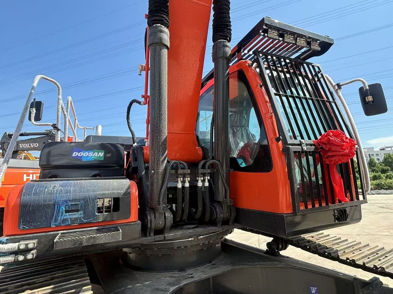 DOOSAN DX340LC-9C - حفار زحاف: صورة 4 DOOSAN DX340LC-9C - حفار زحاف: صورة 4