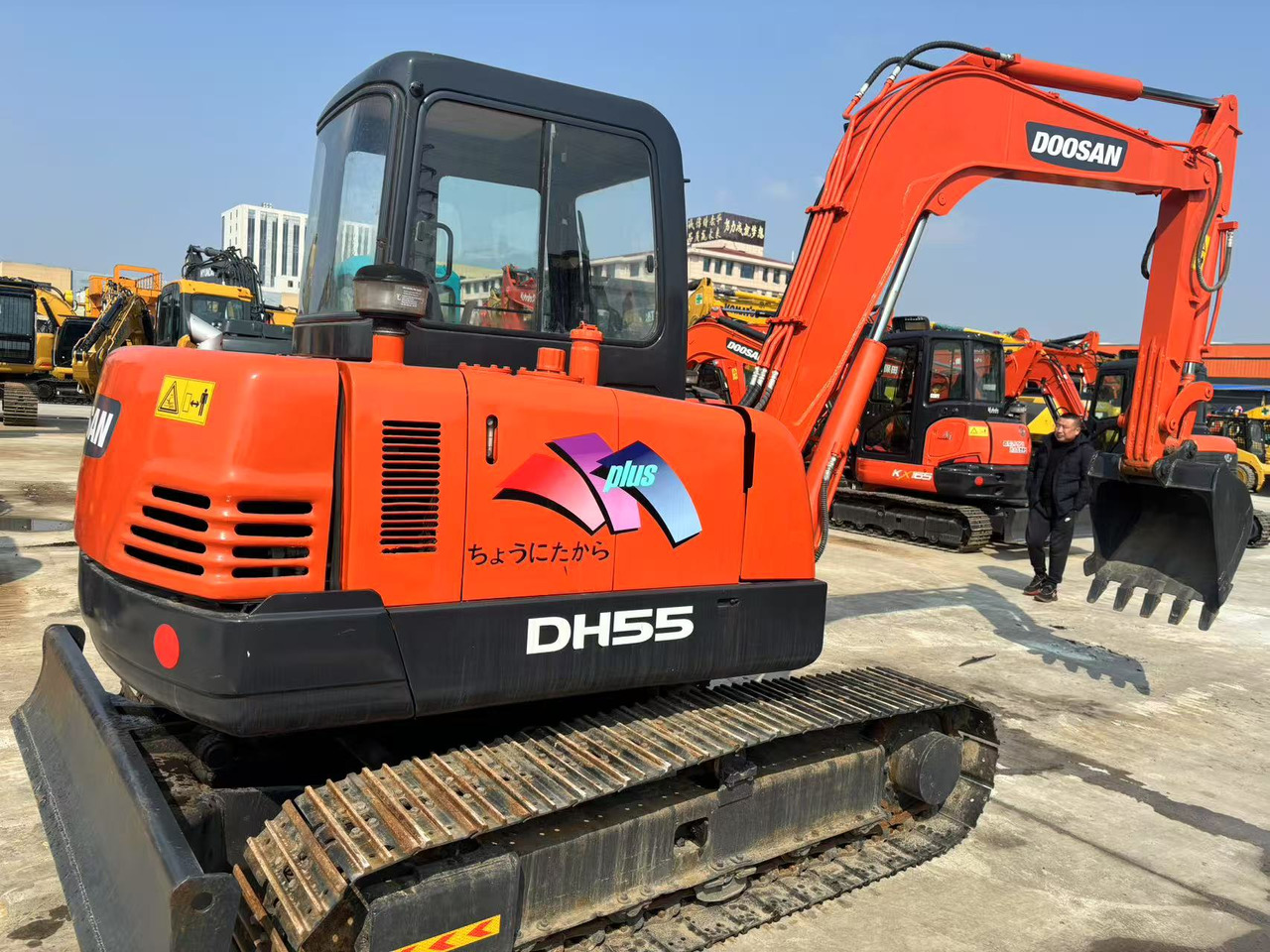 Doosan DH55 - حفارة مُصَّغرة: صورة 4 Doosan DH55 - حفارة مُصَّغرة: صورة 4