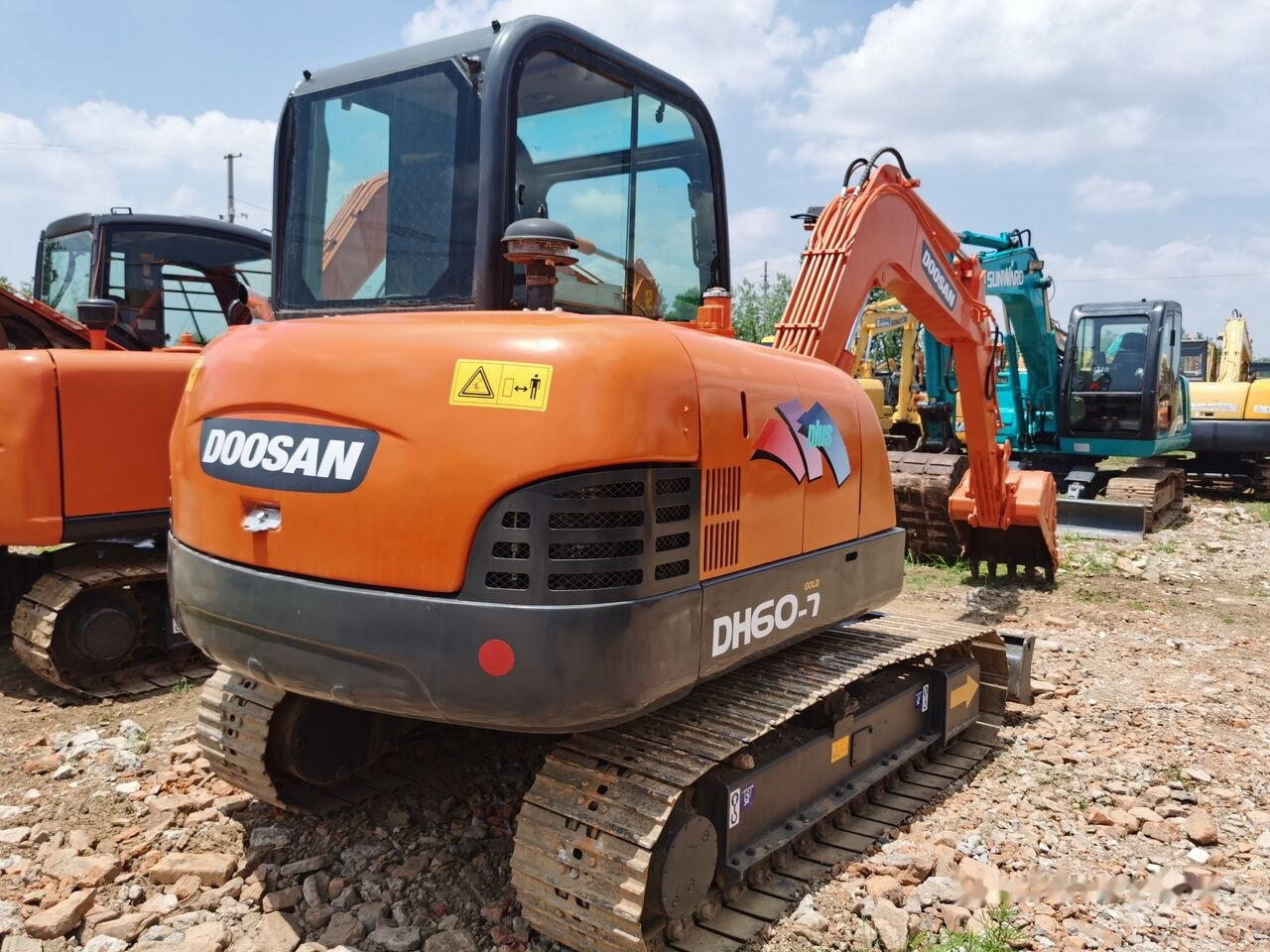 Doosan DH60-7 - حفارة مُصَّغرة: صورة 4 Doosan DH60-7 - حفارة مُصَّغرة: صورة 4