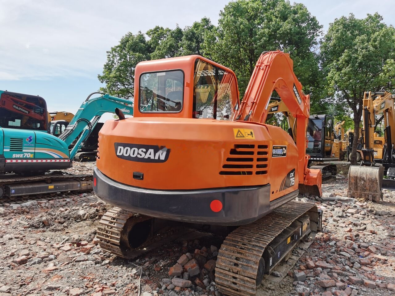 Doosan DX75 - حفار زحاف: صورة 4 Doosan DX75 - حفار زحاف: صورة 4