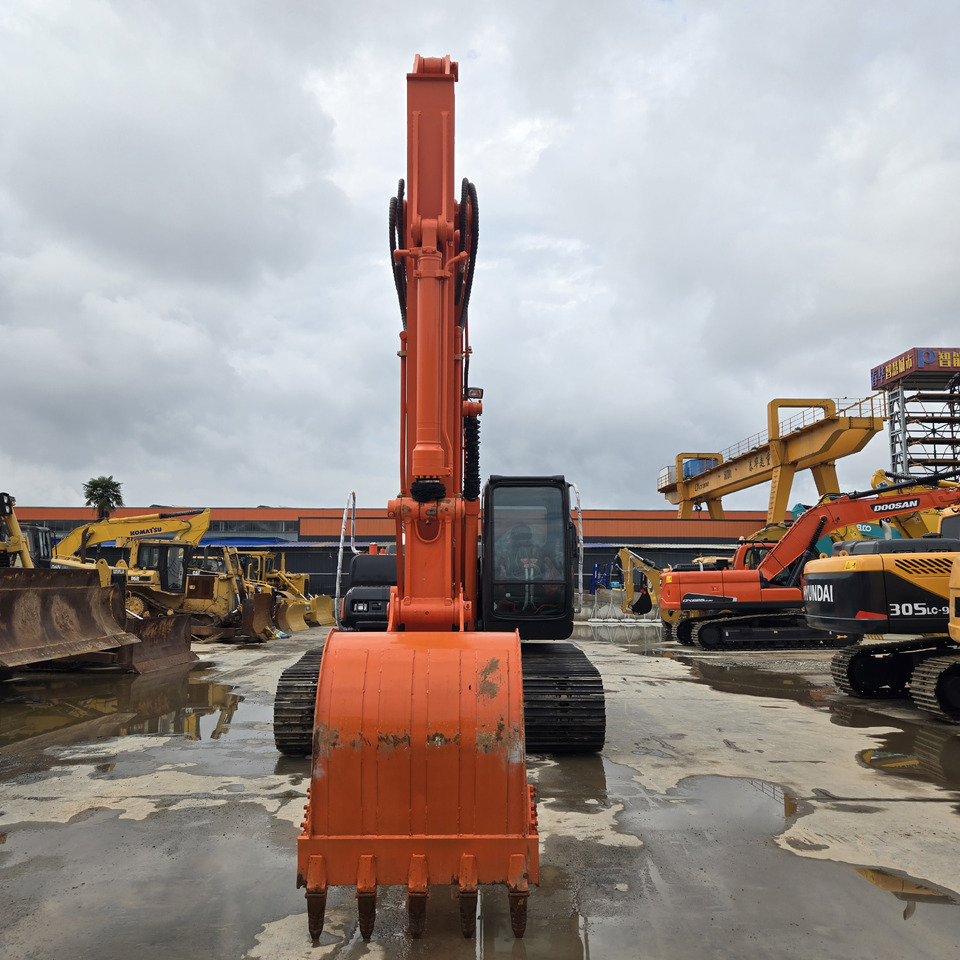 HITACHI ZX210 - حفار زحاف: صورة 3 HITACHI ZX210 - حفار زحاف: صورة 3