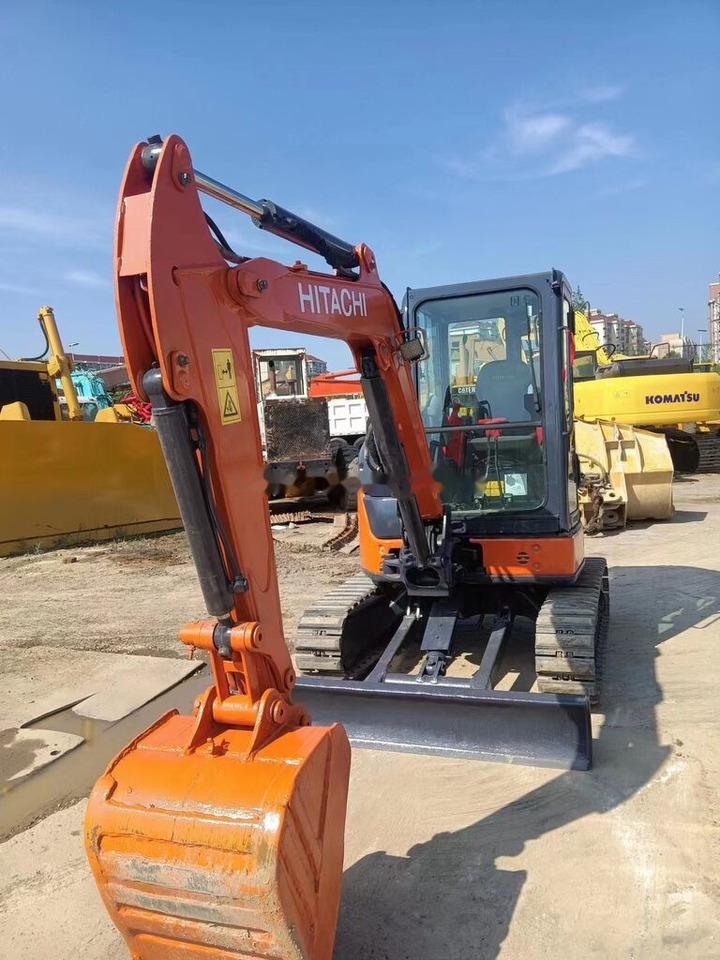 حفارة مُصَّغرة Hitachi ZX35U-5A: صورة 8