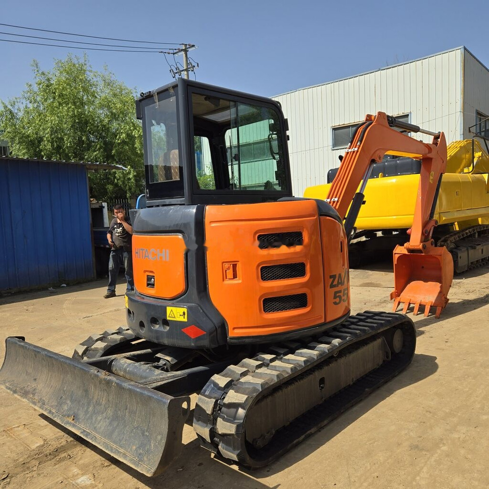 Hitachi ZX55 - حفارة مُصَّغرة: صورة 2 Hitachi ZX55 - حفارة مُصَّغرة: صورة 2