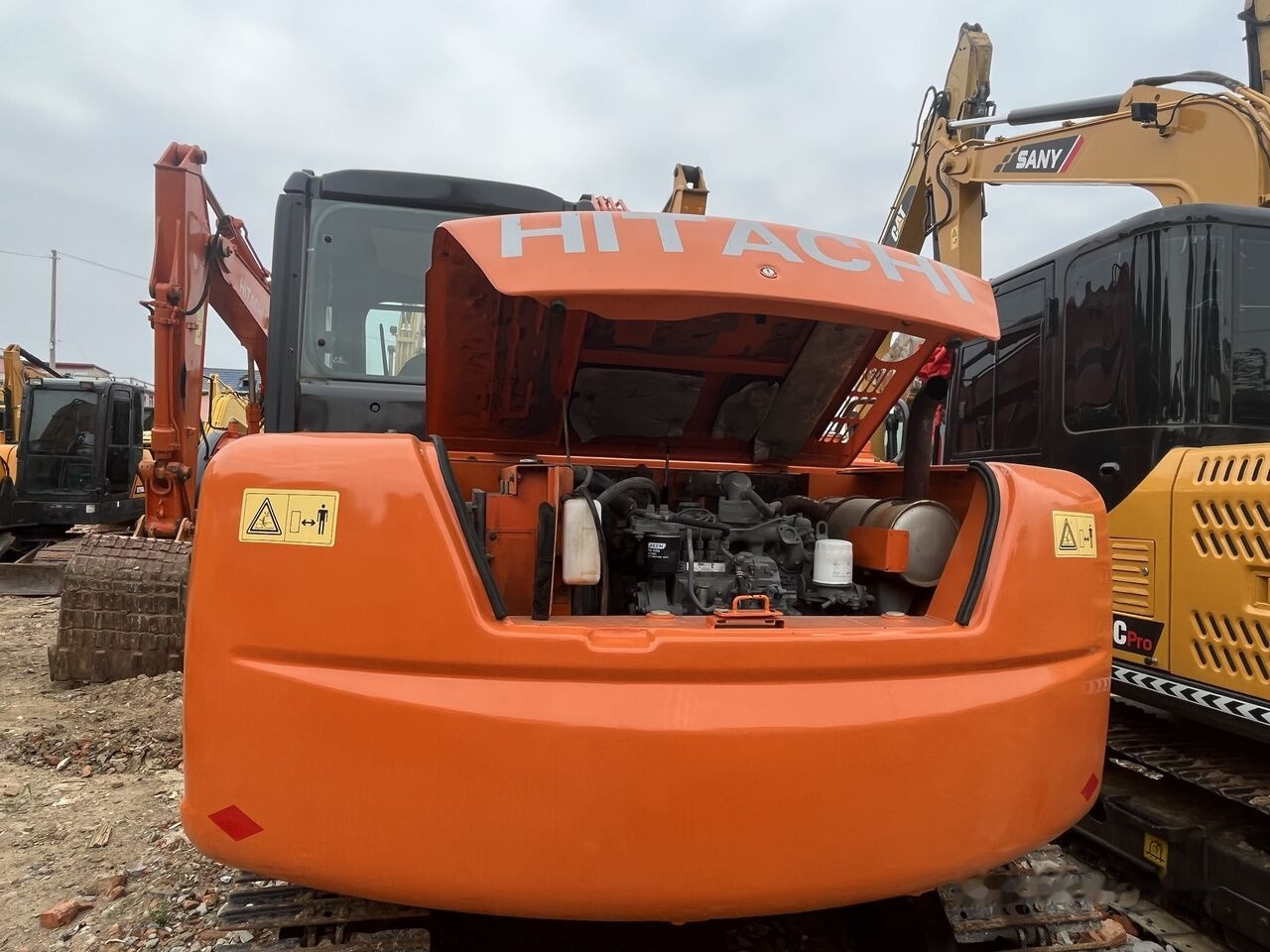 حفارة مُصَّغرة Hitachi ZX70: صورة 6
