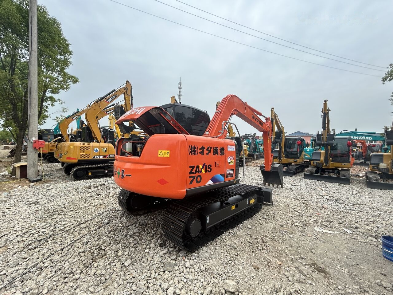 Hitachi ZX70 - حفار زحاف: صورة 2 Hitachi ZX70 - حفار زحاف: صورة 2