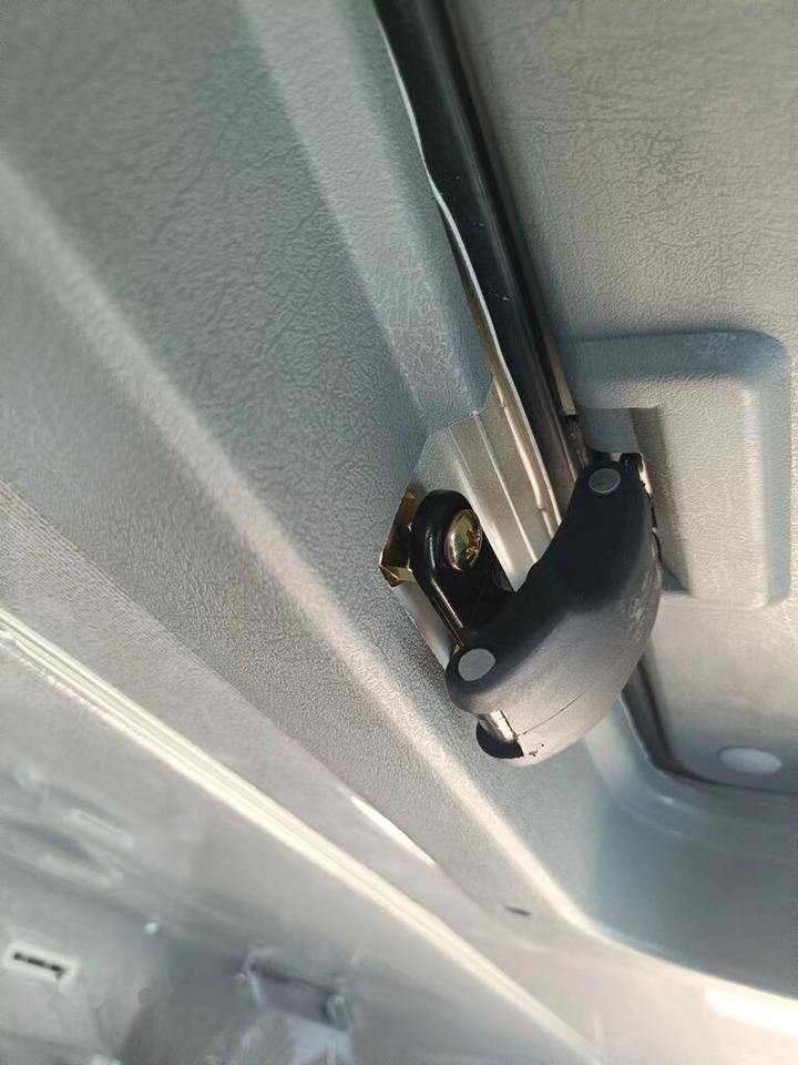 Howo 6*4 Brand New Howo 6*4 Brand New: صورة 9