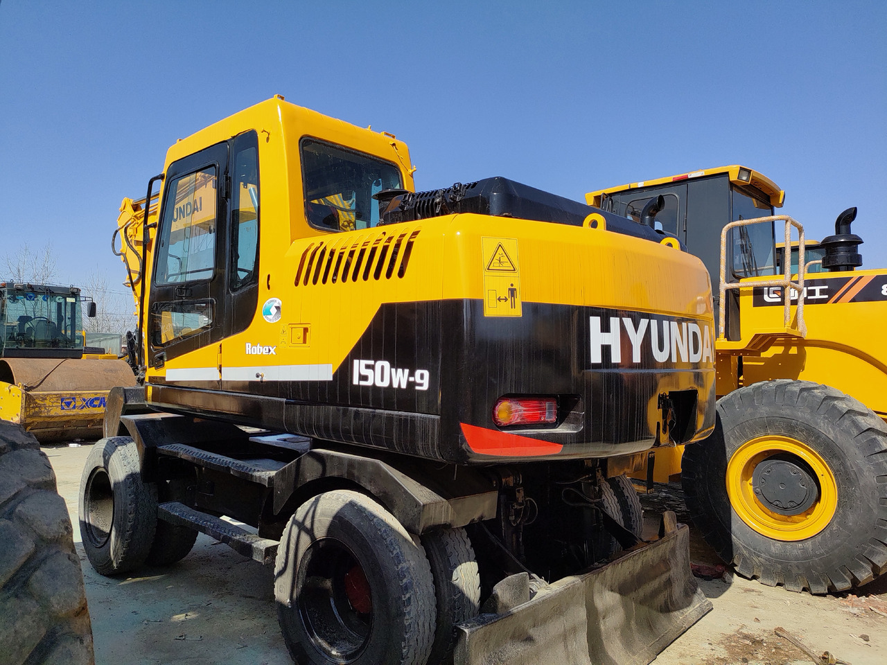 Hyundai R150W-9 - حفارة دولاب: صورة 3 Hyundai R150W-9 - حفارة دولاب: صورة 3