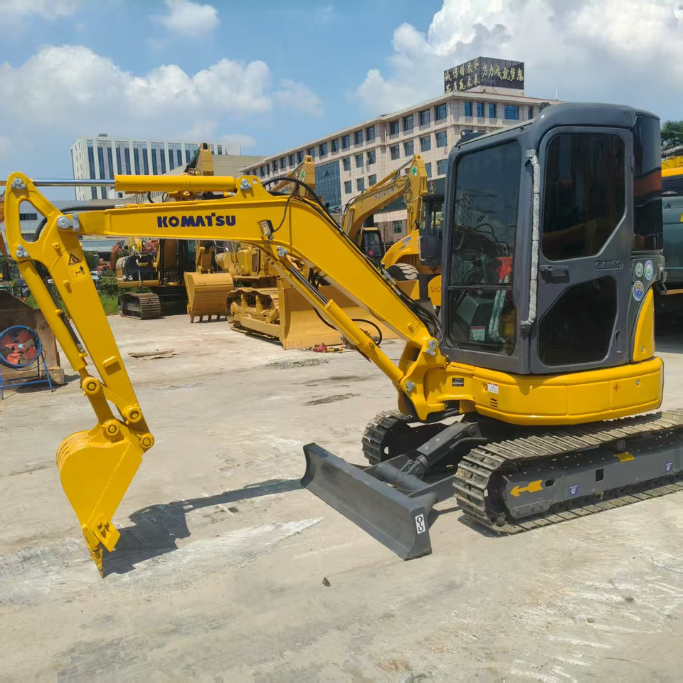KOMATSU PC30 - حفارة مُصَّغرة: صورة 3 KOMATSU PC30 - حفارة مُصَّغرة: صورة 3