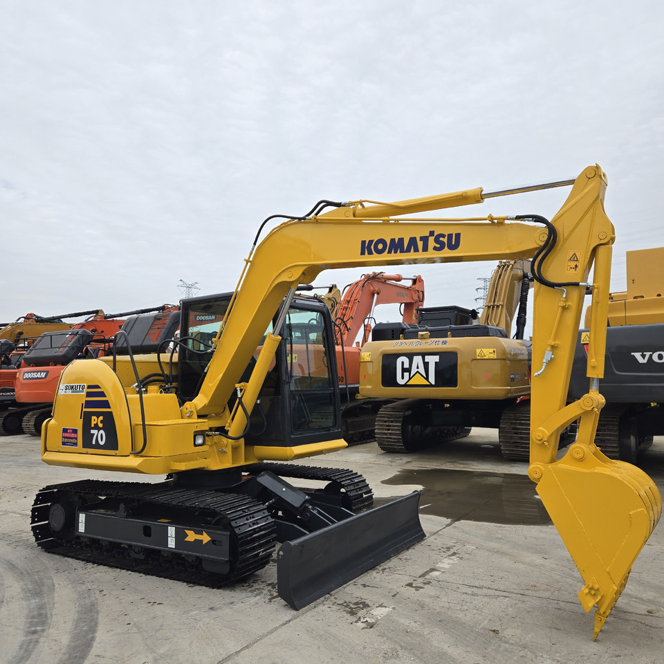 KOMATSU PC70-8 - حفارة مُصَّغرة: صورة 3 KOMATSU PC70-8 - حفارة مُصَّغرة: صورة 3