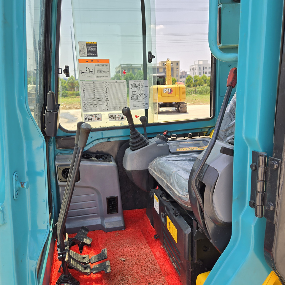 KUBOTA KX155 - حفارة مُصَّغرة: صورة 3 KUBOTA KX155 - حفارة مُصَّغرة: صورة 3