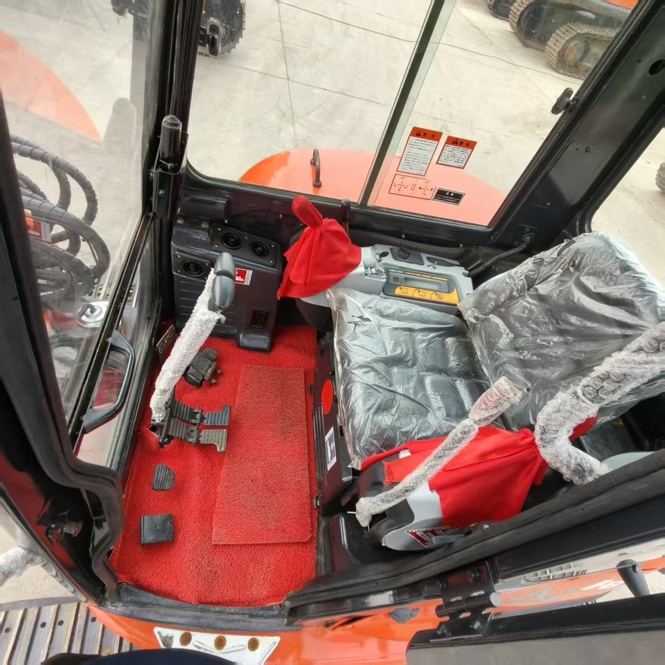 KUBOTA U55-4 - حفارة مُصَّغرة: صورة 5 KUBOTA U55-4 - حفارة مُصَّغرة: صورة 5