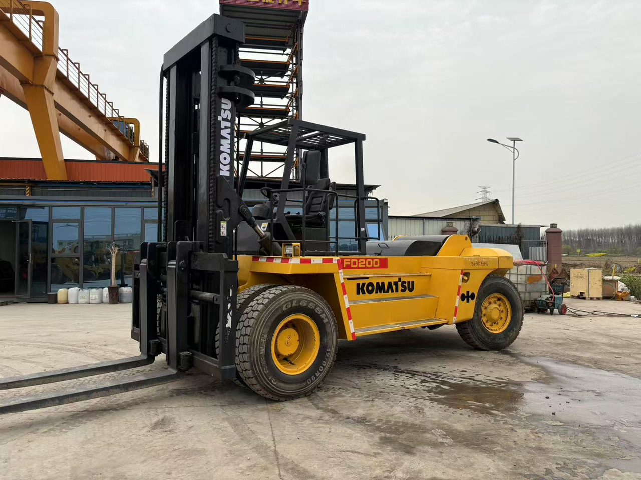 Komatsu FD200 - رافعة شوكية ديزل: صورة 5 Komatsu FD200 - رافعة شوكية ديزل: صورة 5