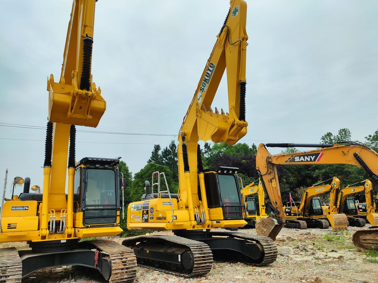 Komatsu PC240 - حفار زحاف: صورة 5 Komatsu PC240 - حفار زحاف: صورة 5