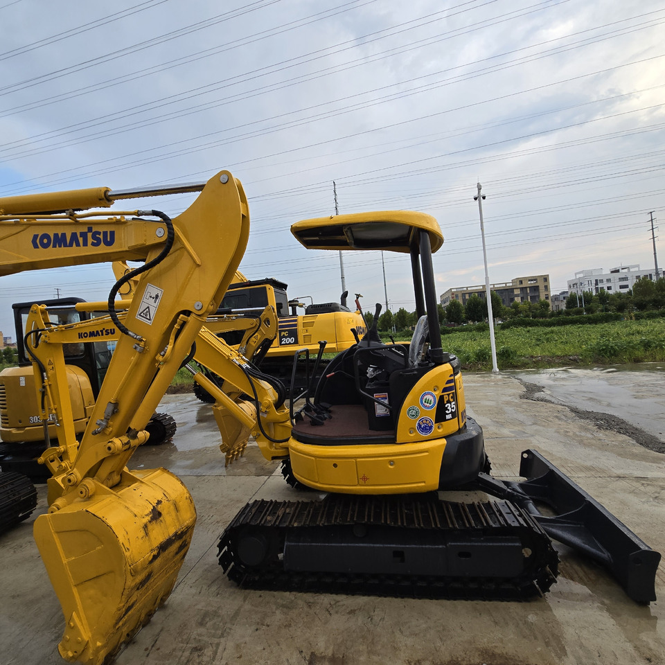 Komatsu PC35MR - حفارة مُصَّغرة: صورة 2 Komatsu PC35MR - حفارة مُصَّغرة: صورة 2