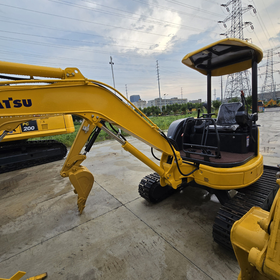 Komatsu PC35MR - حفارة مُصَّغرة: صورة 3 Komatsu PC35MR - حفارة مُصَّغرة: صورة 3