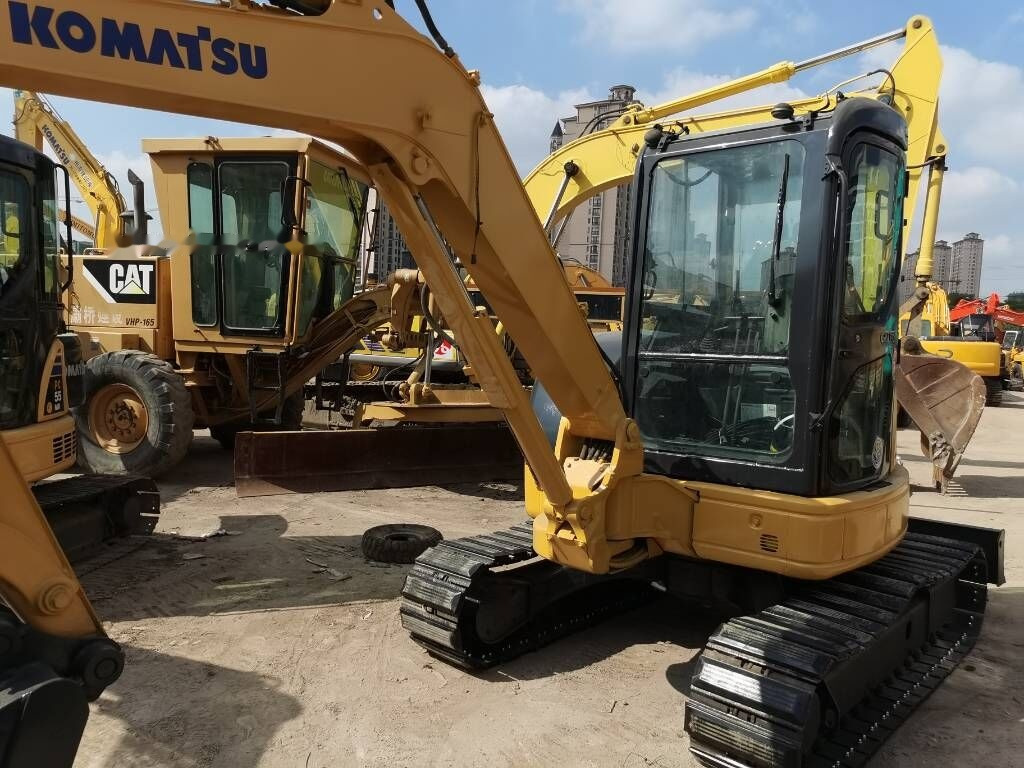 Komatsu PC35MR - حفارة مُصَّغرة: صورة 5 Komatsu PC35MR - حفارة مُصَّغرة: صورة 5