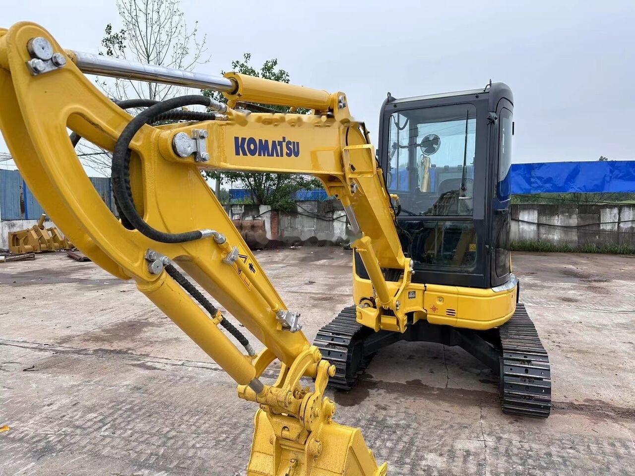 Komatsu PC35 - حفارة مُصَّغرة: صورة 3 Komatsu PC35 - حفارة مُصَّغرة: صورة 3
